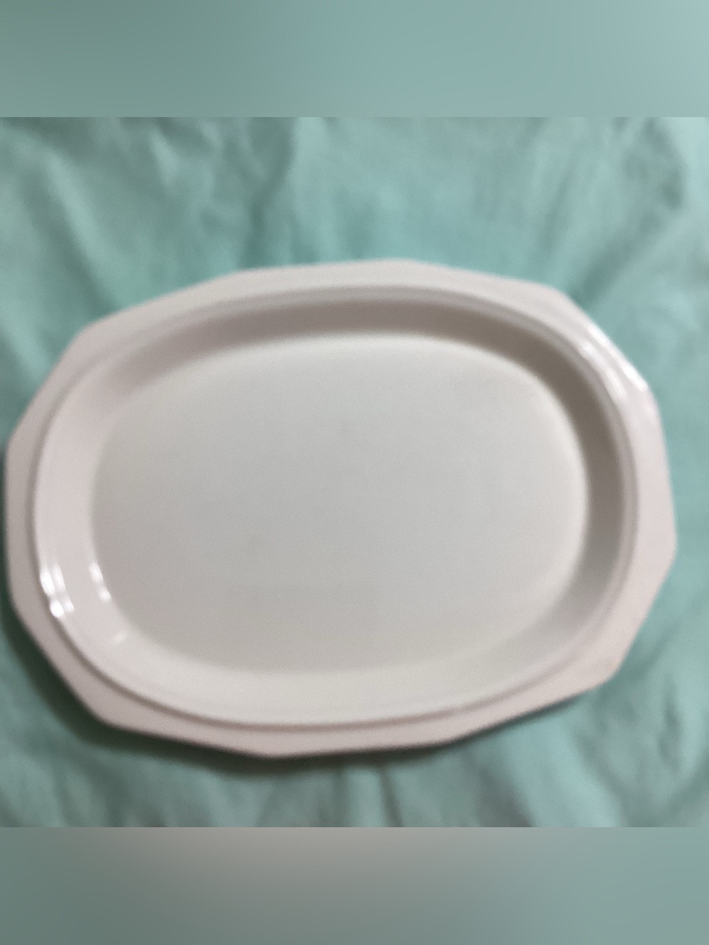 Pfaltzgraff Vintage 14” White Heritage Oval Serving Platter